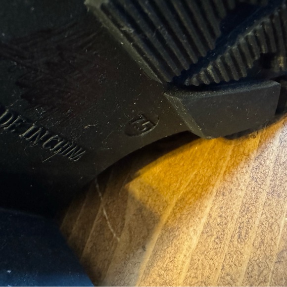 Black Ankle Boots/ Madden Girl Size 7.5 Slight scuff on Left front bootPhoto#12 - Picture 10 of 15